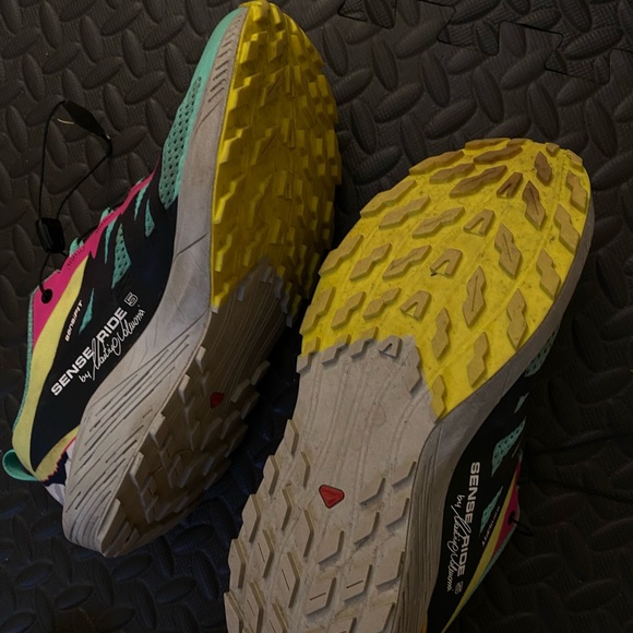 Salomon trail shoes - Picture 1 of 3